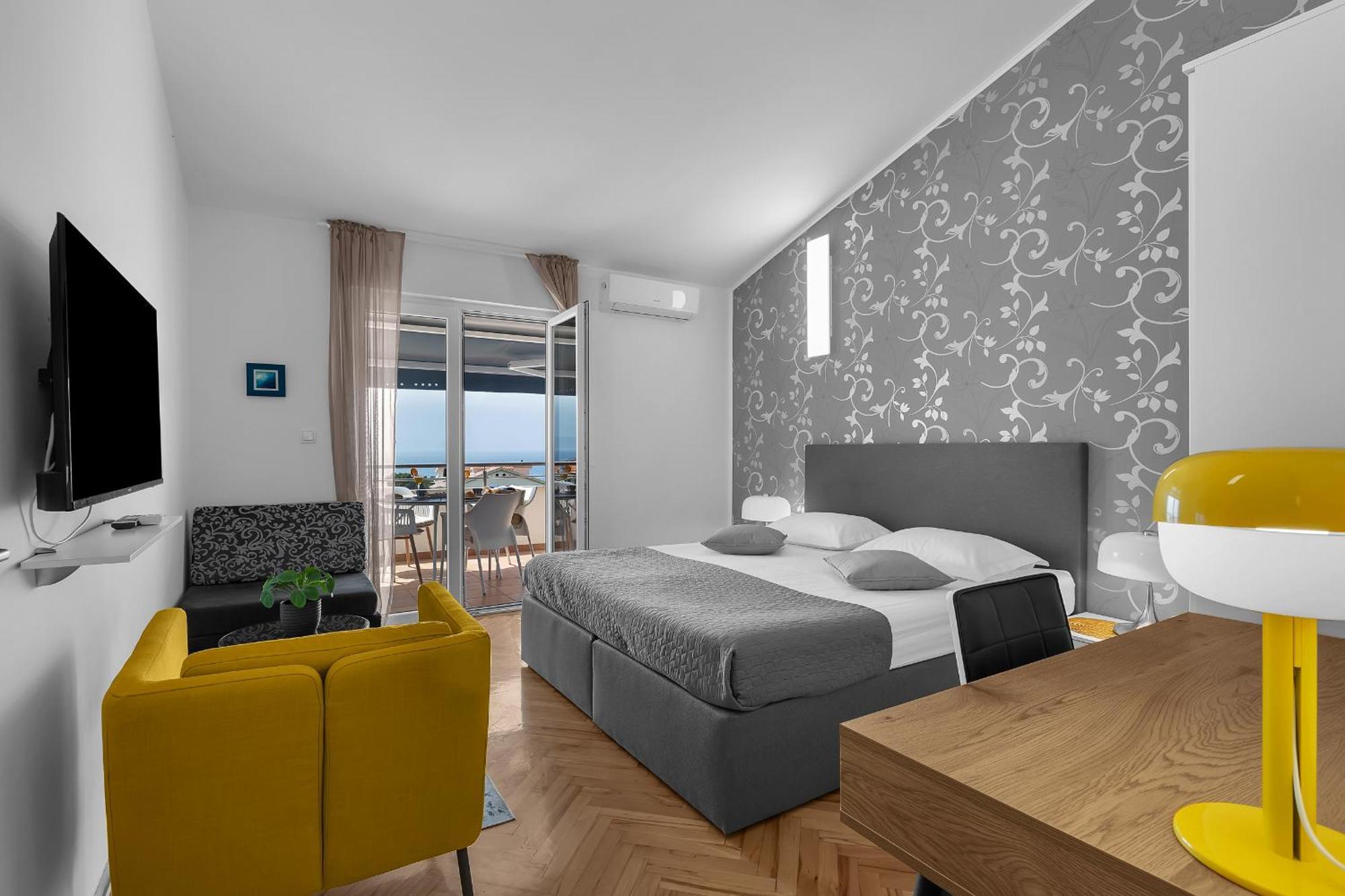Mare Apartment *